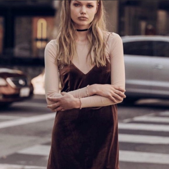 Cotton Candy Velveteen Midi Dress - Picture 8 of 8